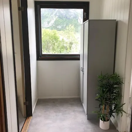 Melishome: Aurora Observatory Homestay