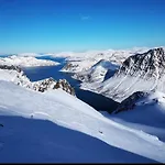 Melishome: Aurora Observatory * Tromsø