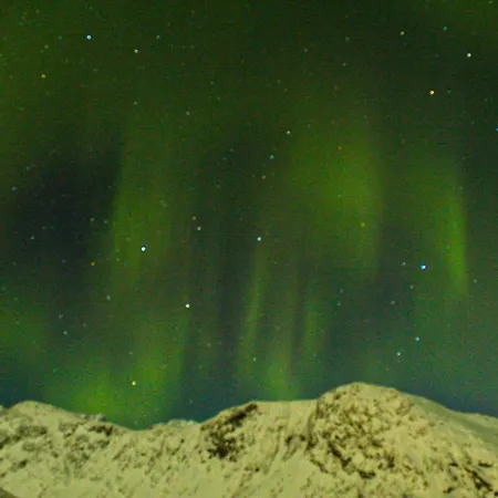 Melishome: Aurora Observatory Hotel *