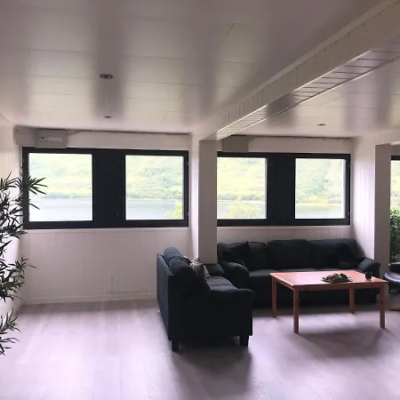 Melishome: Aurora Observatory * 特罗姆瑟
