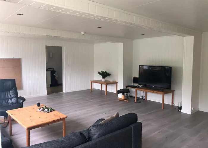 Melishome: Aurora Observatory